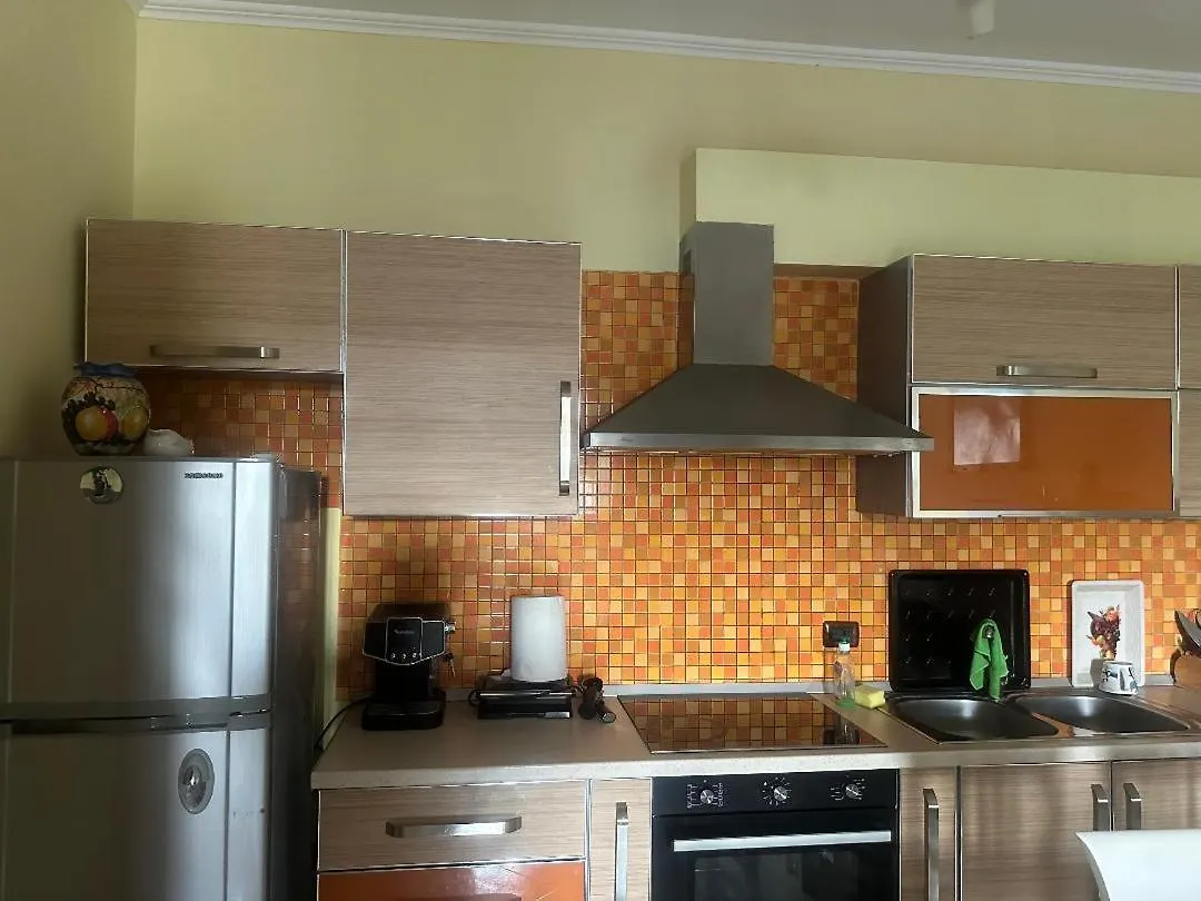 Donik Apartment Vlore